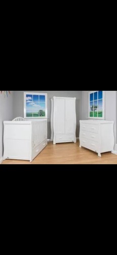 Cream sleigh style - , nursery